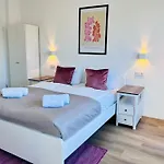 Zentral Gelegenes Und Stilvoll Moebliertes Apartment In Duisburg Nur 5 Minuten Vom Hbf Und City, Ideal Fuer Pendler Und Messebesucher