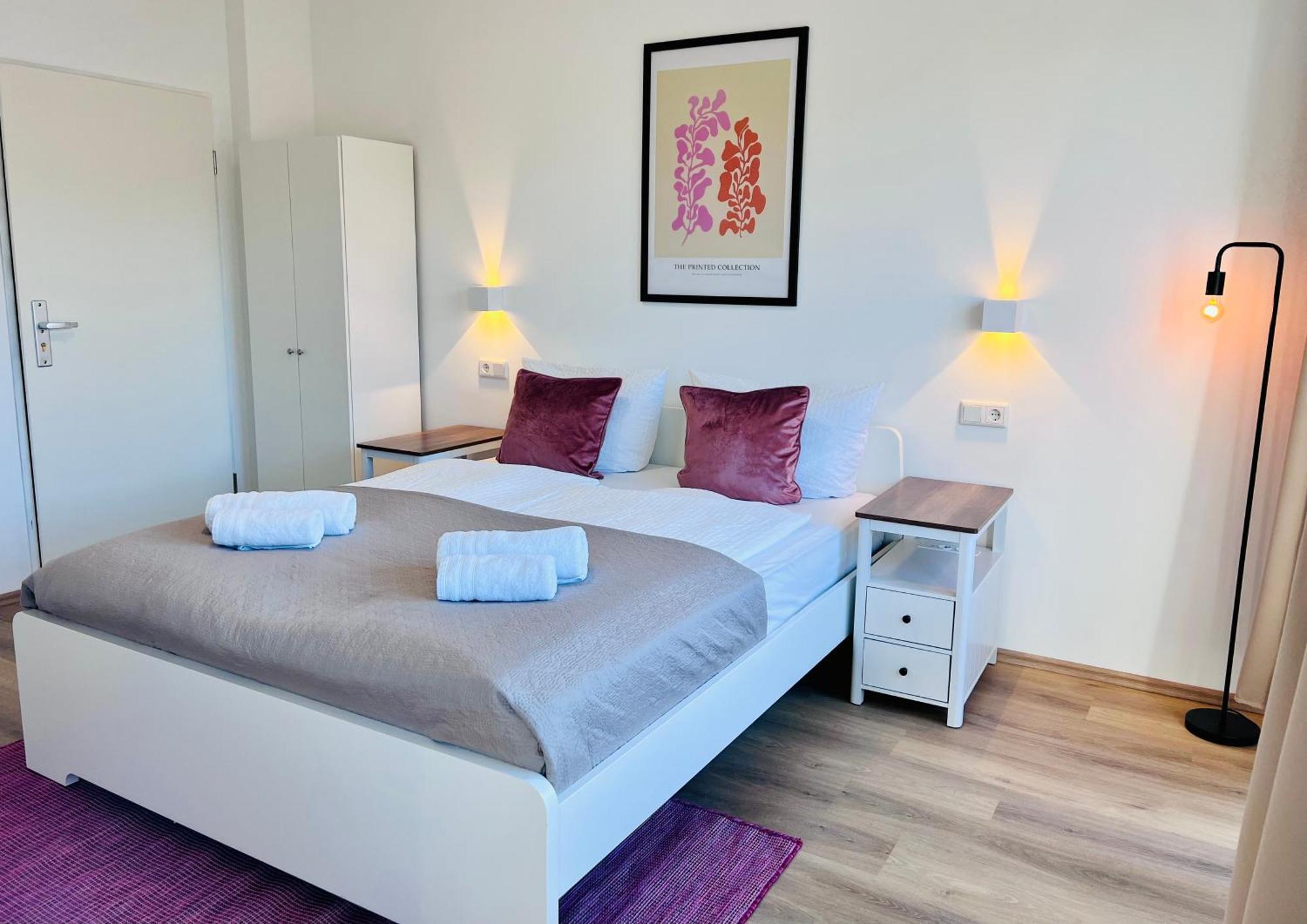 Appartement Zentral Gelegenes Und Stilvoll Moebliertes In Nur 5 Minuten Vom Hbf Und City, Ideal Fuer Pendler Und Messebesucher